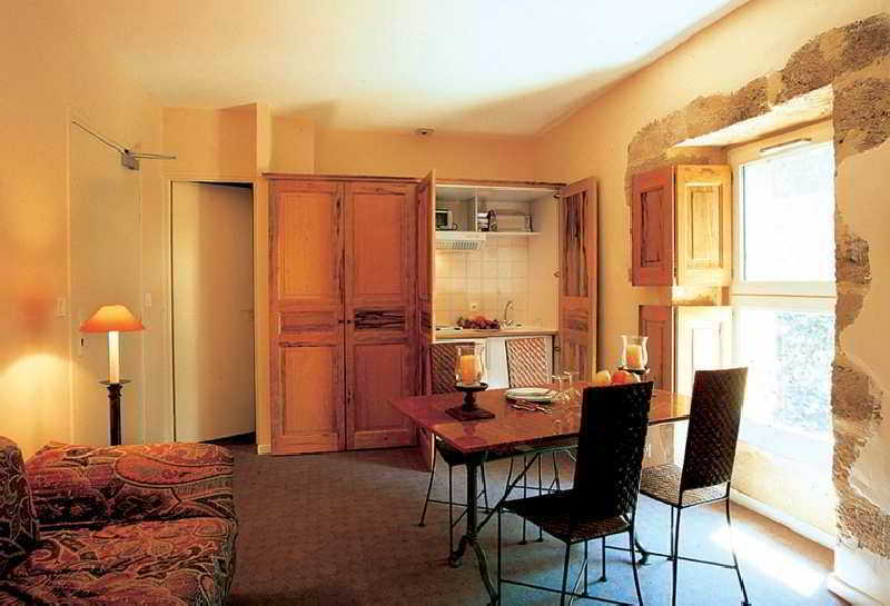 La Bastide Du Roy Rene Aparthotel Aix-en-Provence Room photo